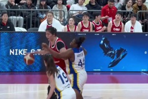 对手确实很壮！但和咱们张子宇相比，还是不够看啊